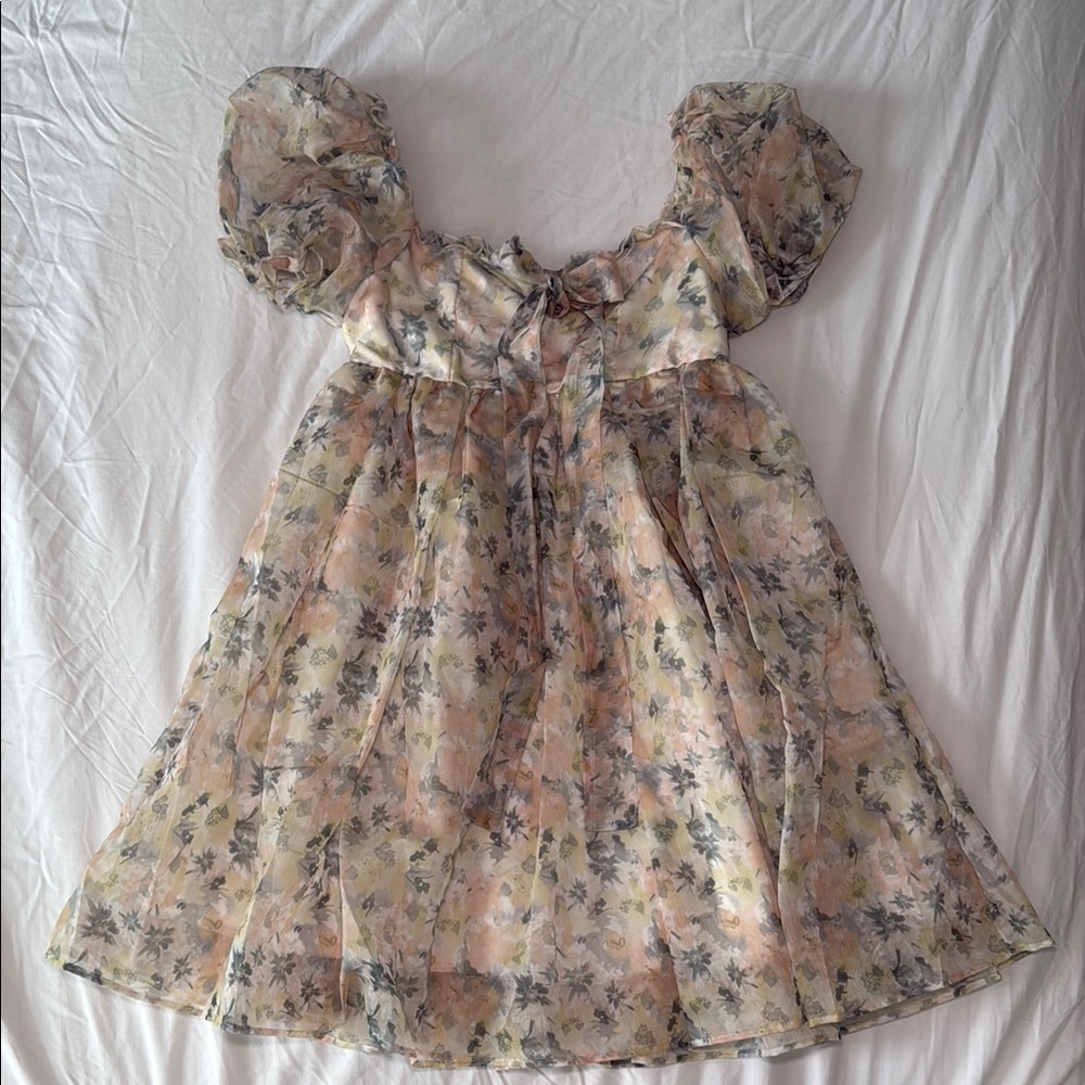 Puff Sleeve flowy dress size small